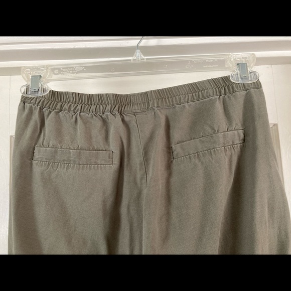 Marine Layer Allison Pant Dolphin Hem Dusty Olive Color Elastic Waist Size Small - Picture 7 of 13